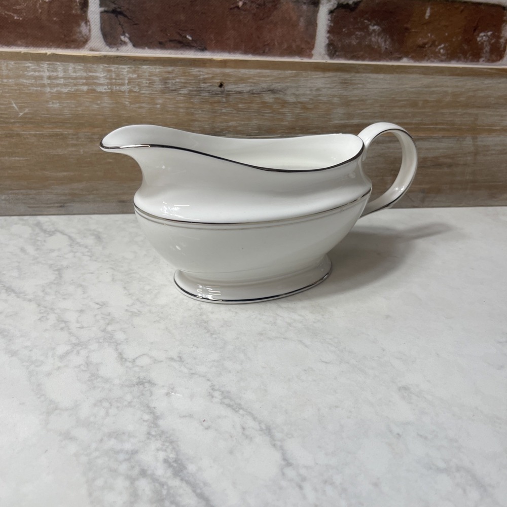 Lenox Federal Platinum Gravy Boat – MINT – Classic White China- Bone China